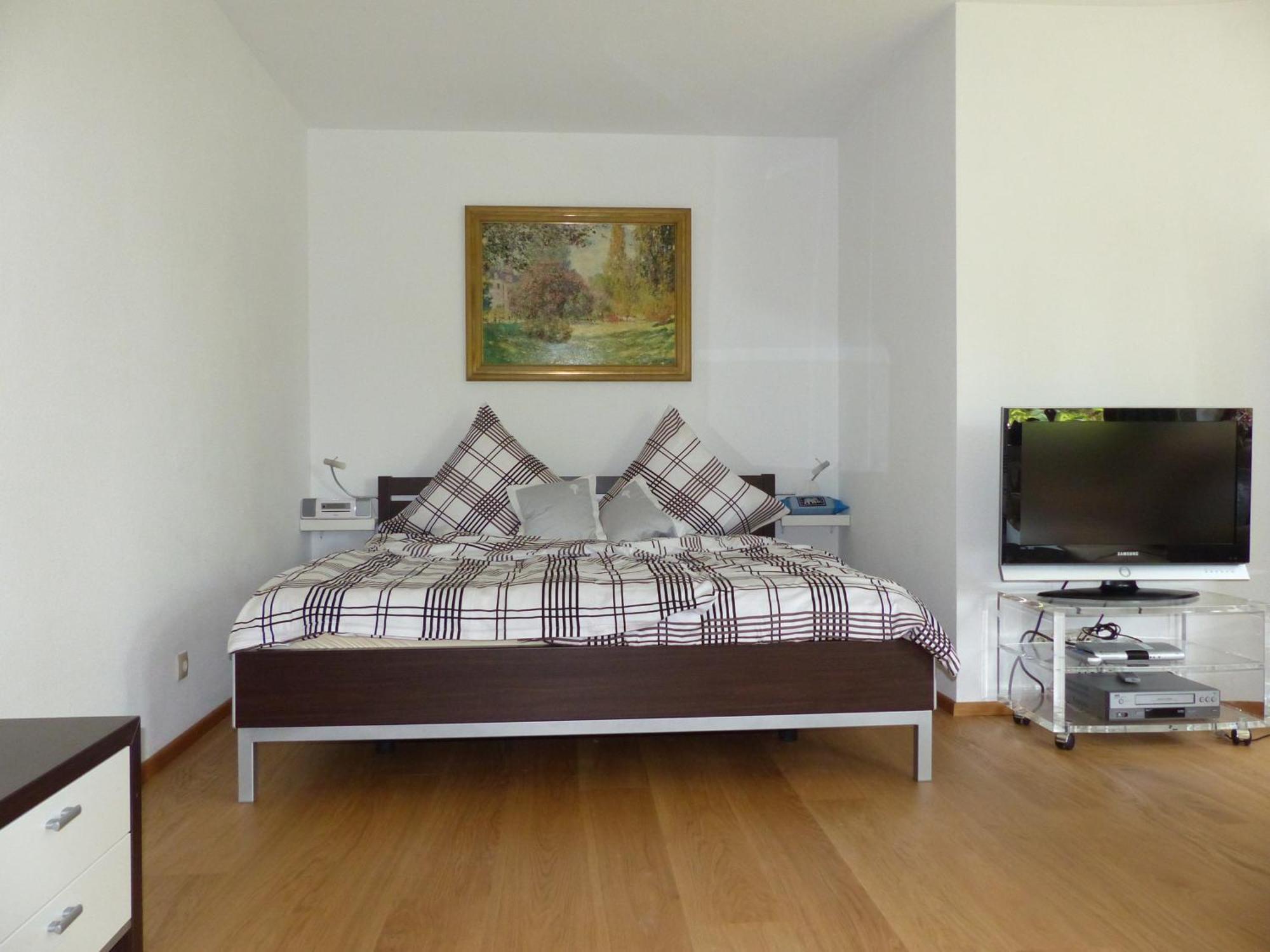 Schwarzwaldturmzimmer Lahr Ruang foto