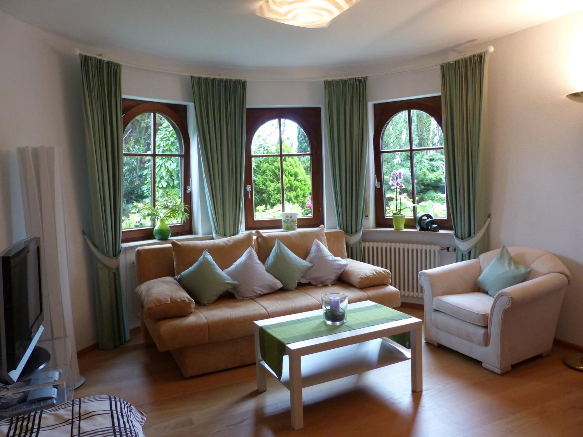 Schwarzwaldturmzimmer Lahr Ruang foto